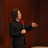 世界的ファッションデザイナー　田山 淳朗先生