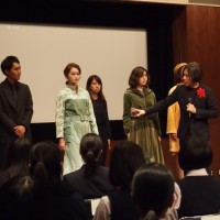 学生作品指導の様子